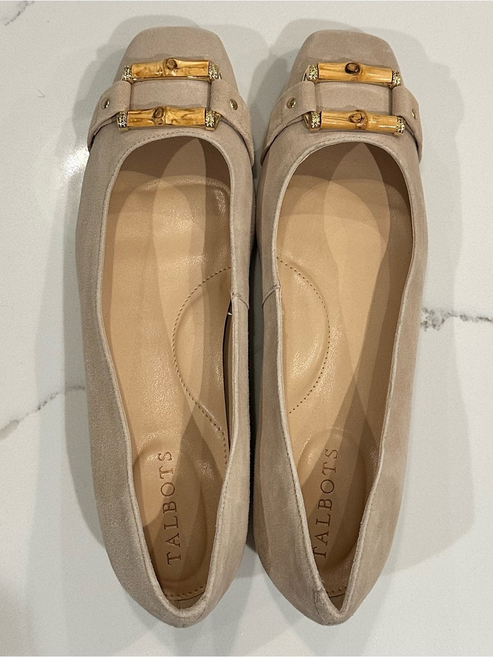 Talbots Sutton Bamboo Buckle Suede Flats Women’s 8 M Made In Brazil Tan Beige